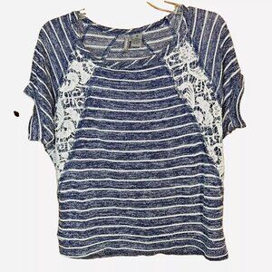 New Directions Weekend Blue Striped Top Short Dolman Sleeve Crochet Trim Size M